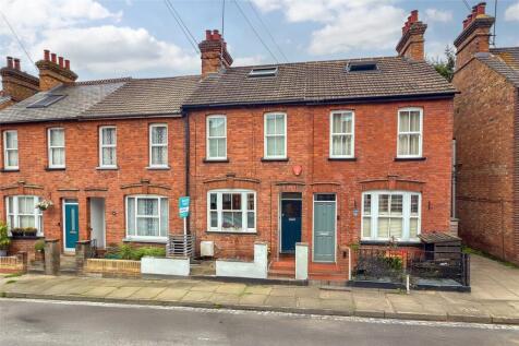 Ladysmith Road, St. Albans... 4 bed terraced house for sale