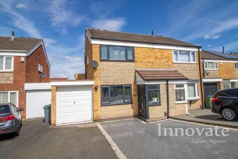 4 bedroom semi-detached house for sale