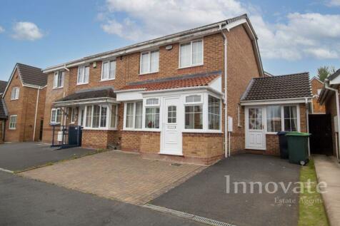 3 bedroom semi-detached house for sale