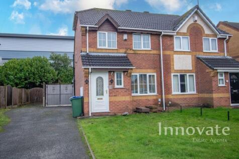 3 bedroom semi-detached house for sale