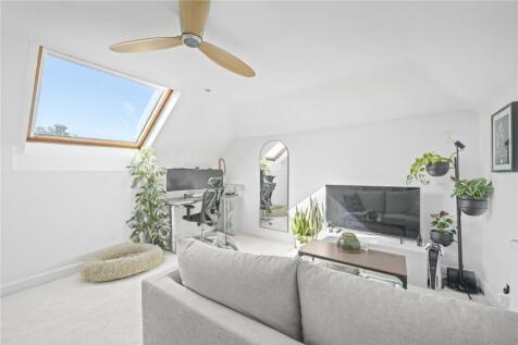 Shepherds Hill, N6 1 bed apartment for sale