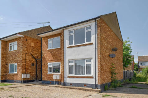 2 bedroom maisonette for sale