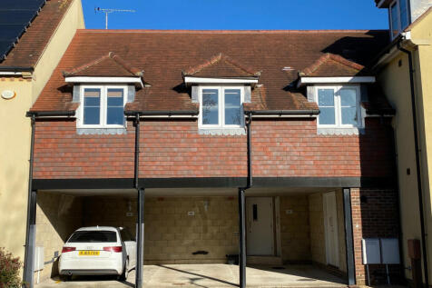 Herne Road, Petersfield, GU31 2 bed apartment for sale