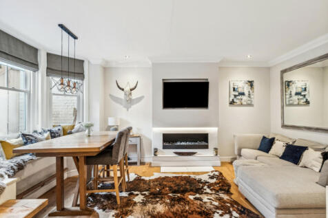 Barons Court Road, London, W14 2 bed flat for sale