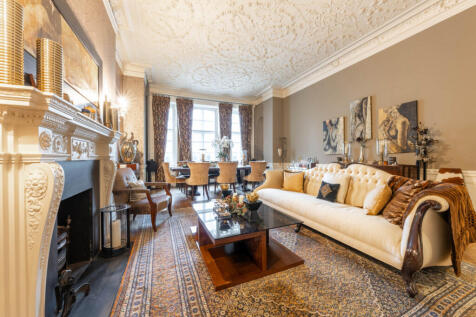 Kensington Gore, London, SW7 4 bed apartment for sale