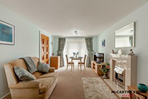 1 bedroom flat for sale