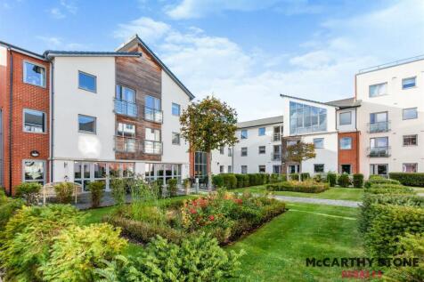Kings Place, Fleet Road, Fleet. 1 bed apartment for sale