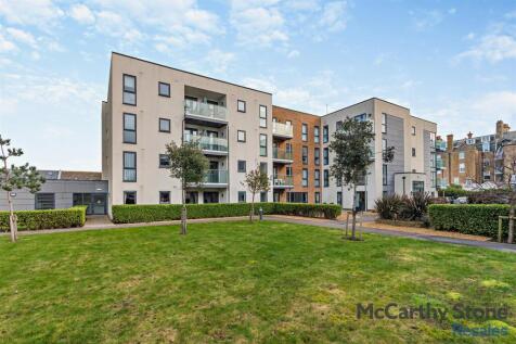 Neptune House, Heene Road, Worthing 1 bed apartment for sale