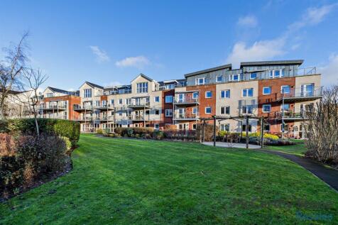 Ellisfields Court, Mount St, Taunton... 1 bed apartment for sale