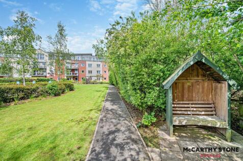 Ellisfields Court, Mount Street, Taunton 1 bed apartment for sale