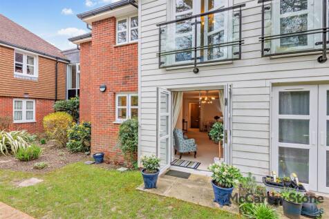 Ridgeway Court, Mutton Hall Hill... 1 bed apartment for sale