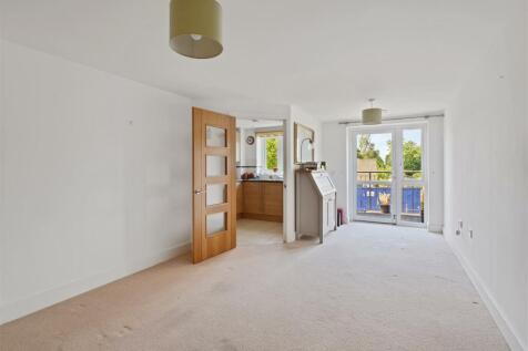 Limpsfield Road, Sanderstead, South... 1 bed apartment for sale