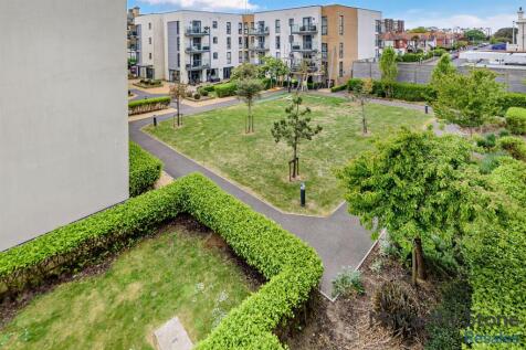 Neptune House, Heene Road, Worthing 1 bed apartment for sale