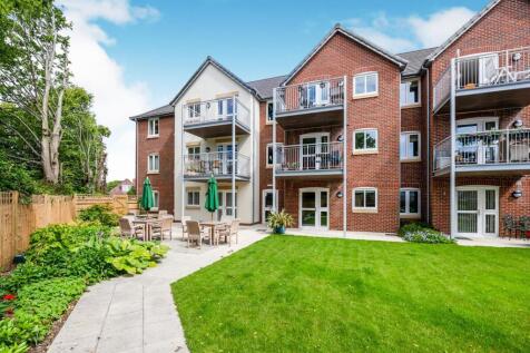 St. Marys Road, Hayling Island 1 bed apartment for sale