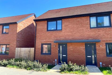2 bedroom semi-detached house for sale