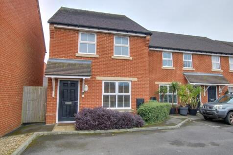 2 bedroom detached house for sale