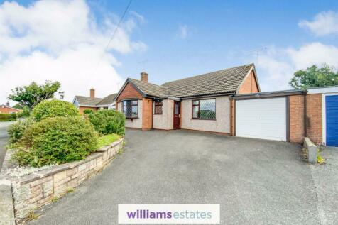 2 bedroom detached bungalow for sale