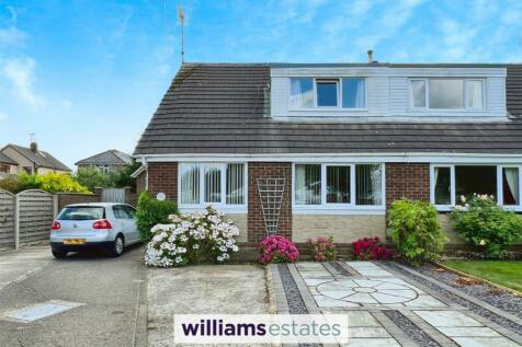 5 bedroom semi-detached bungalow for sale