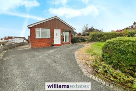 3 bedroom detached bungalow for sale