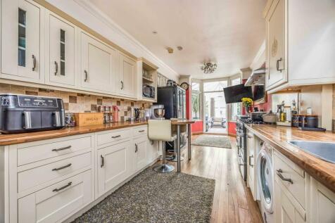 4 bedroom house for sale