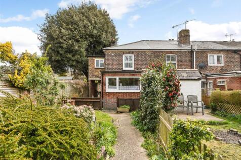 2 bedroom cottage for sale