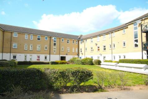 Glandford Way, Chadwell Heath... 2 bed apartment for sale