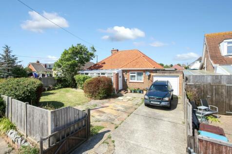 4 bedroom detached bungalow for sale