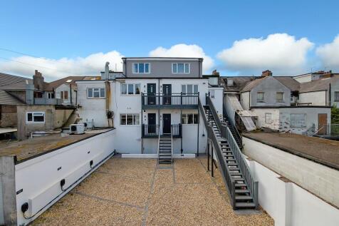 3 bedroom apartment for sale