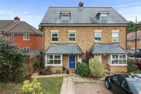 4 bedroom semi-detached house for sale