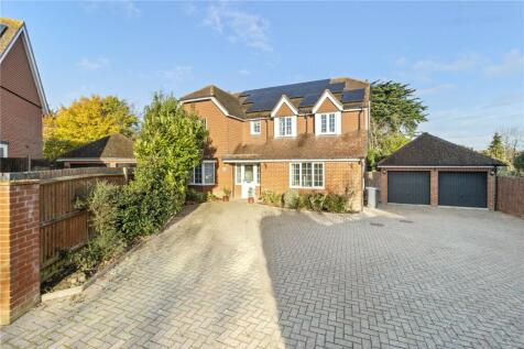 5 bedroom detached house for sale