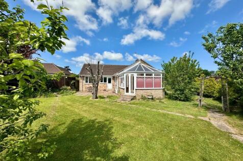 4 bedroom bungalow for sale
