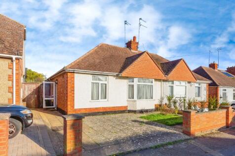 2 bedroom semi-detached bungalow for sale