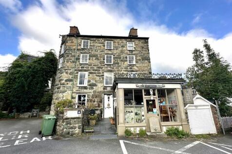 Ty Seren, Meyrick Street, Dolgellau... 8 bed terraced house for sale