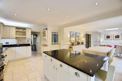 Beatrice Road, Salisbury             ... 5 bed semi