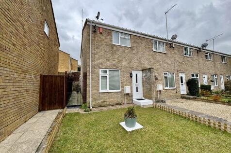 2 bedroom end of terrace house for sale