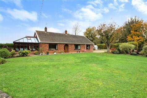 Stubbs Green, Loddon, Norwich... 5 bed bungalow for sale