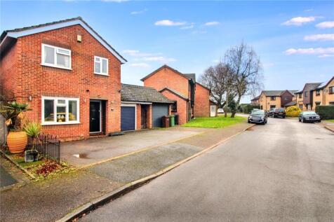 St. Andrews Close, Poringland... 4 bed detached house for sale