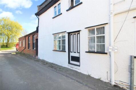 The Street, Long Stratton, Norwich... 4 bed semi