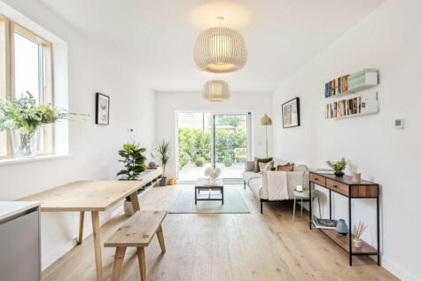 1 bedroom flat for sale