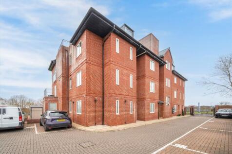 Great North Way, London NW4 1 bed flat for sale