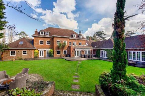 7 bedroom detached house for sale