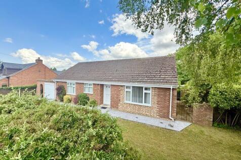 Water Lane, South Witham NG33 3 bed detached bungalow for sale