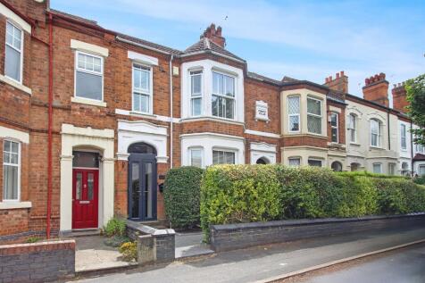 4 bedroom town house for sale