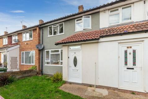 Goodwin Road, Slough SL2 3 bed terraced house for sale