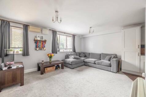 Tyndale Mews, Slough SL1 1 bed apartment for sale