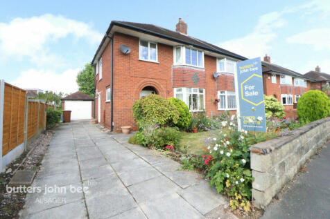 3 bedroom semi-detached house for sale