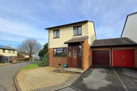 Oaklands, Bideford 3 bed detached house for sale
