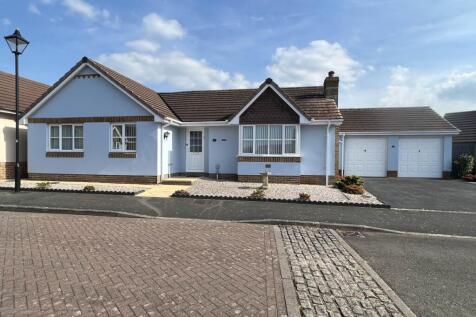 3 bedroom bungalow for sale