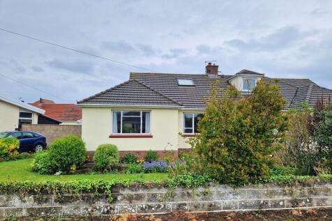 NOTTAGE MEAD, NOTTAGE, PORTHCAWL... 3 bed semi