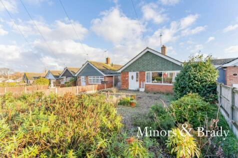 2 bedroom detached bungalow for sale